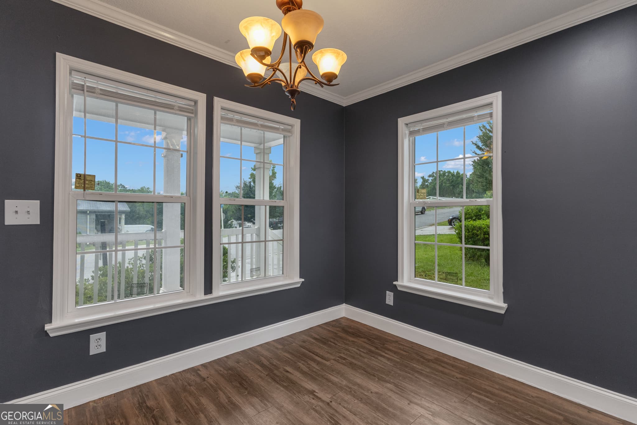 3 bedroom, 2 bathroom, 1,300 sq ft manufactured home,single family residence for sale at 109 Willow Drive, Newnan, GA 30263 — photo 8