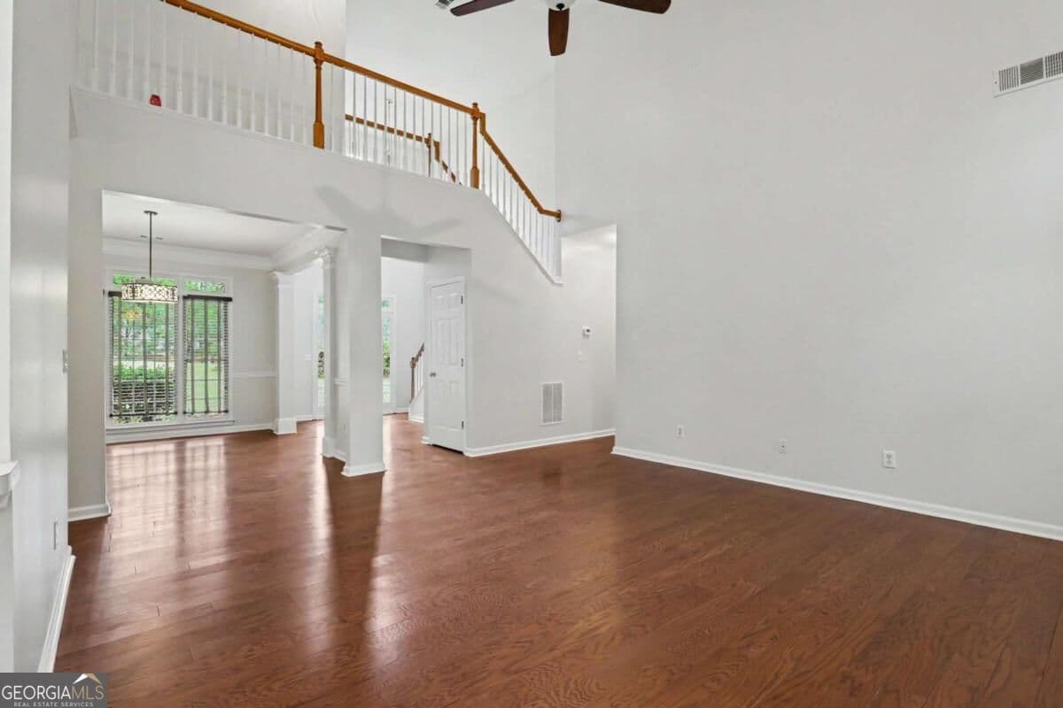 5 bedroom, 3 bathroom, 2,369 sq ft single family residence for sale at 6220 Ivey Hill Drive, Cumming, GA 30040 — photo 9