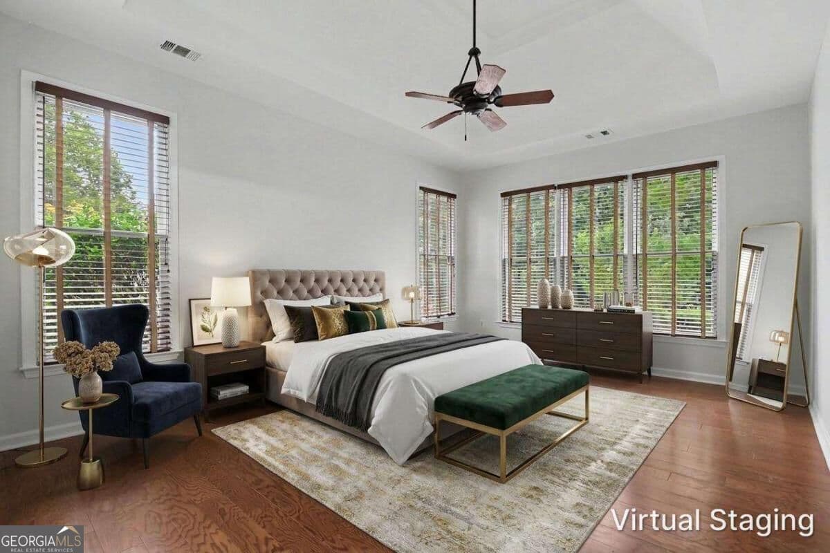 5 bedroom, 3 bathroom, 2,369 sq ft single family residence for sale at 6220 Ivey Hill Drive, Cumming, GA 30040 — photo 4