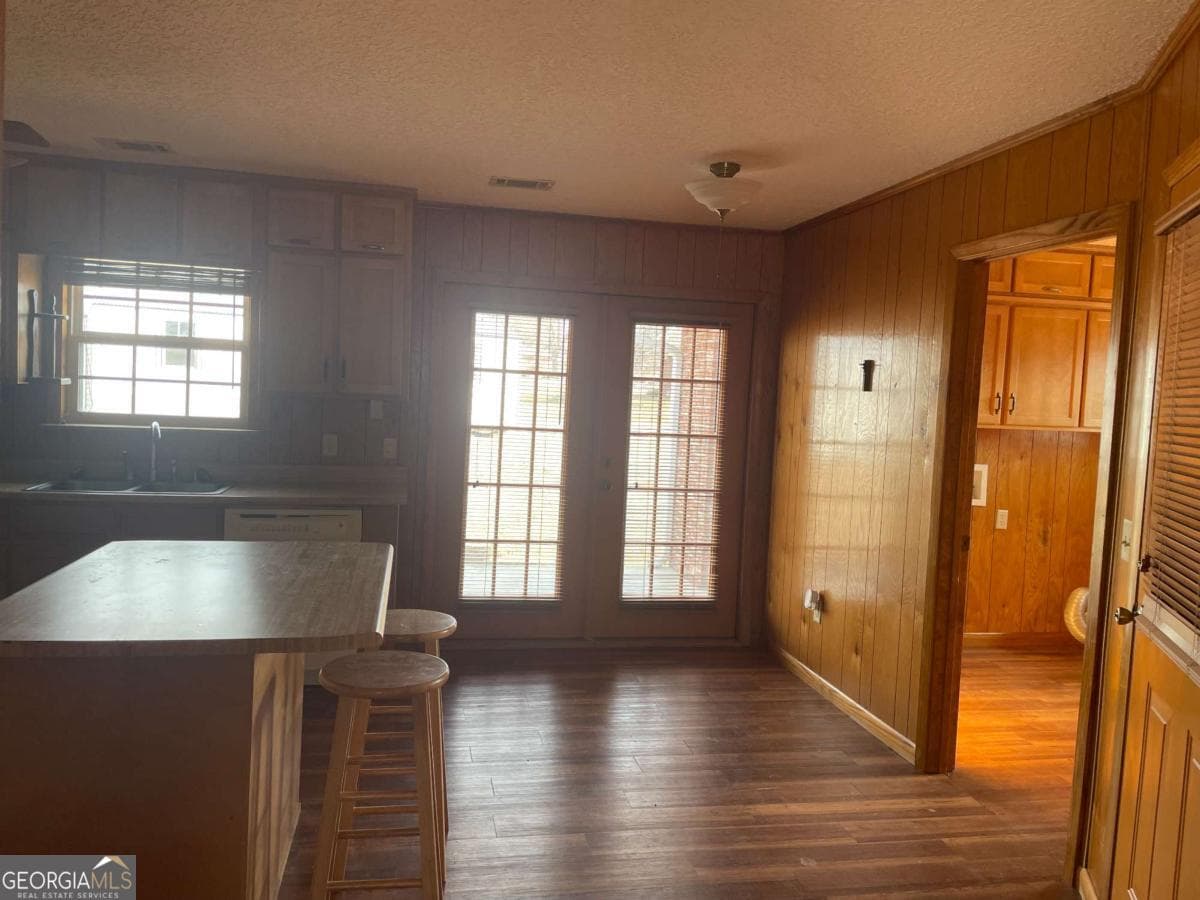 2 bedroom, 2 bathroom, 1,140 sq ft single family residence for sale at 109 Lincoln Drive, Glennville, GA 30427 — photo 2