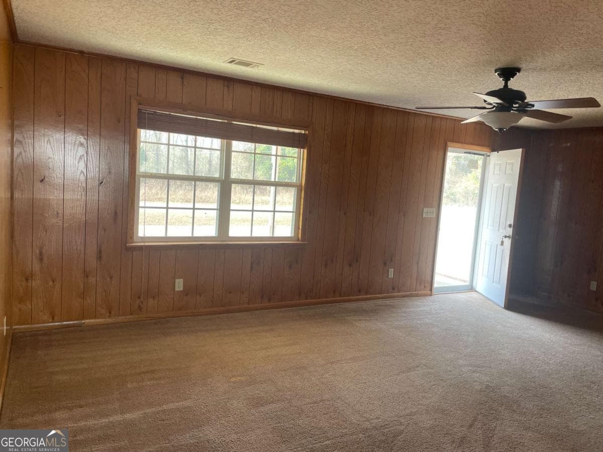 2 bedroom, 2 bathroom, 1,140 sq ft single family residence for sale at 109 Lincoln Drive, Glennville, GA 30427 — photo 5