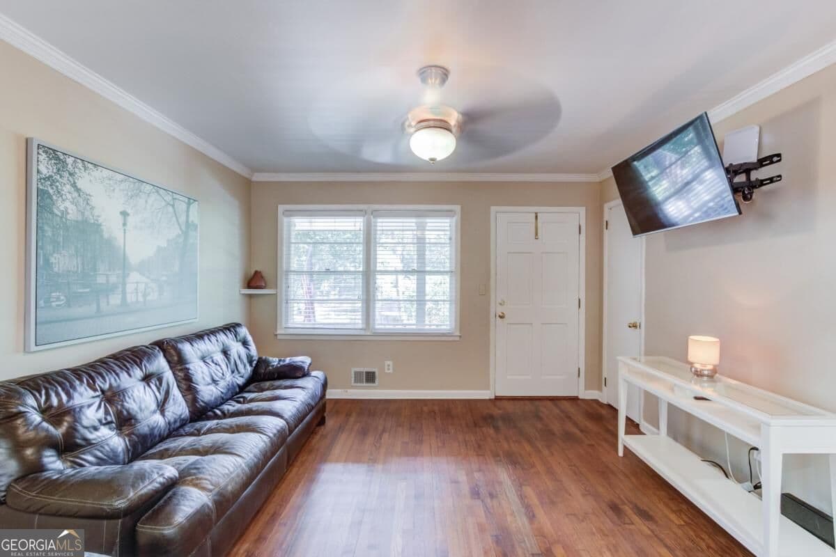 2 bedroom, 2 bathroom, 1,219 sq ft single family residence for sale at 2840 Locksley Court, Tucker, GA 30084 — photo 6