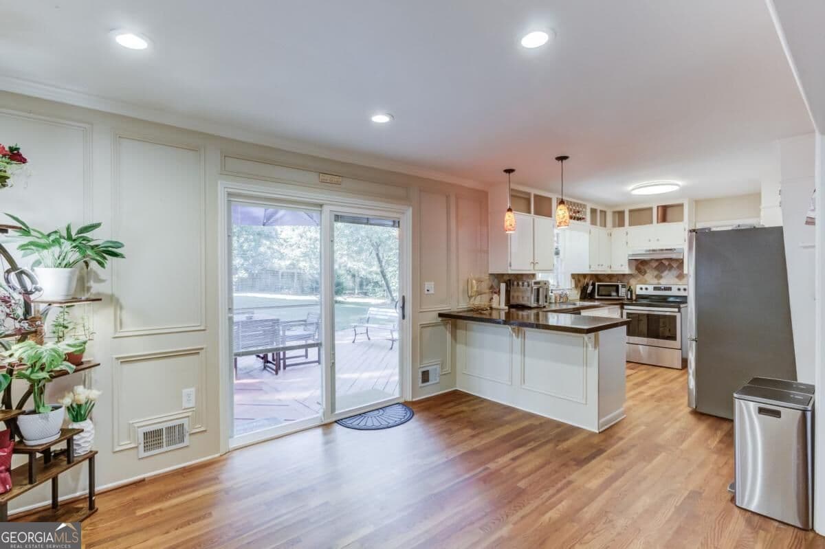 2 bedroom, 2 bathroom, 1,219 sq ft single family residence for sale at 2840 Locksley Court, Tucker, GA 30084 — photo 7