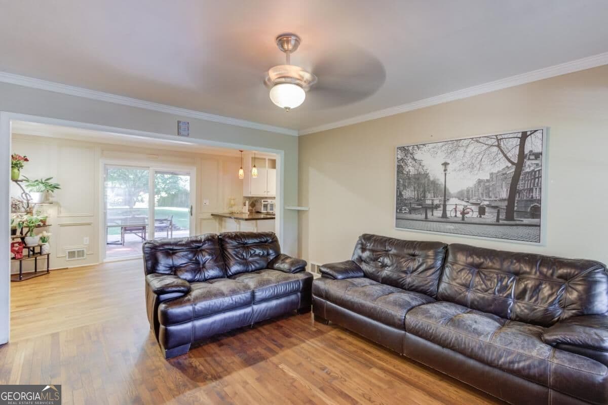 2 bedroom, 2 bathroom, 1,219 sq ft single family residence for sale at 2840 Locksley Court, Tucker, GA 30084 — photo 5