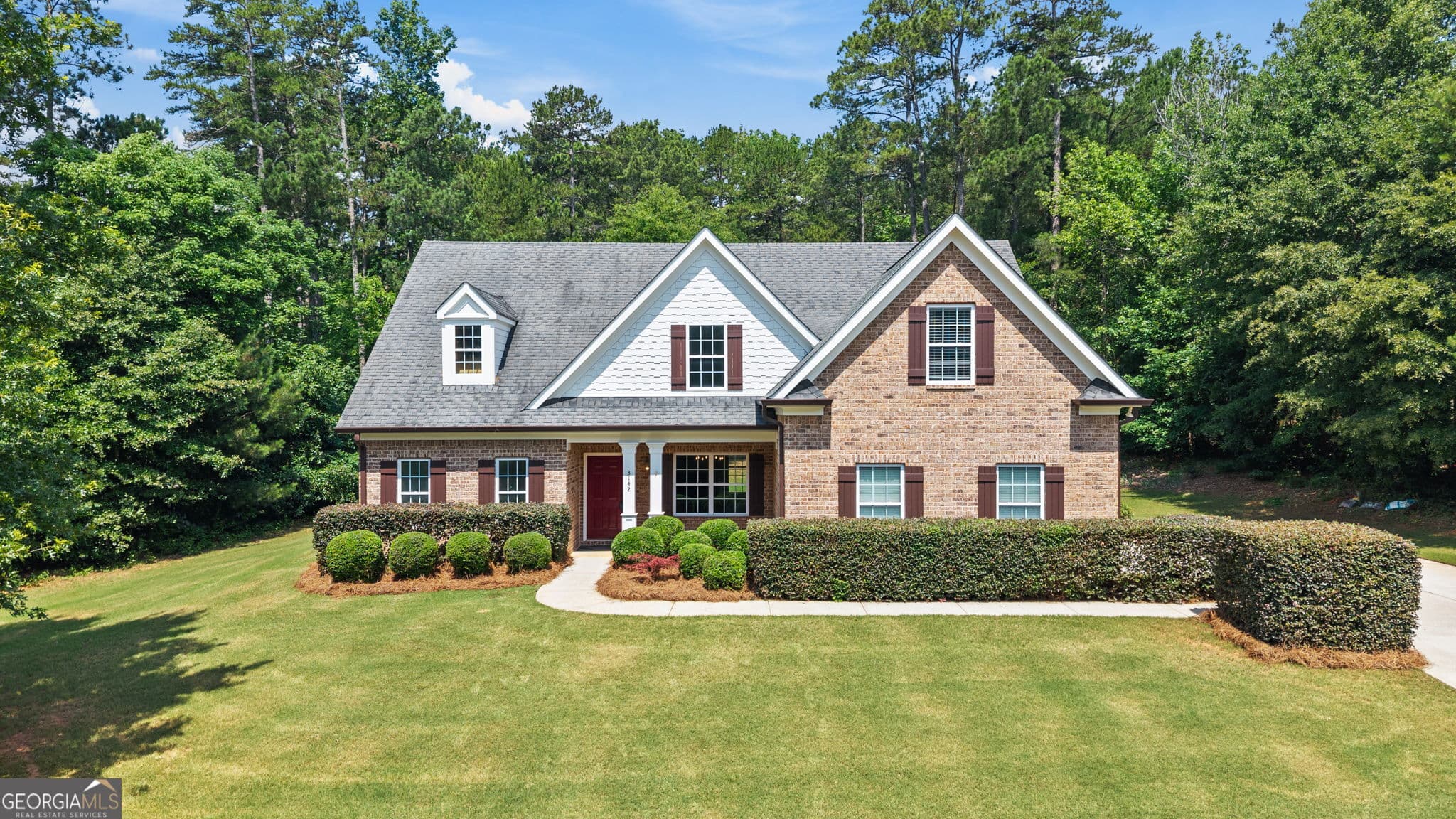 4 bedroom, 3.5 bathroom, 2,450 sq ft single family residence for sale at 3142 Whitlow Creek Drive, Bishop, GA 30621 — photo 2