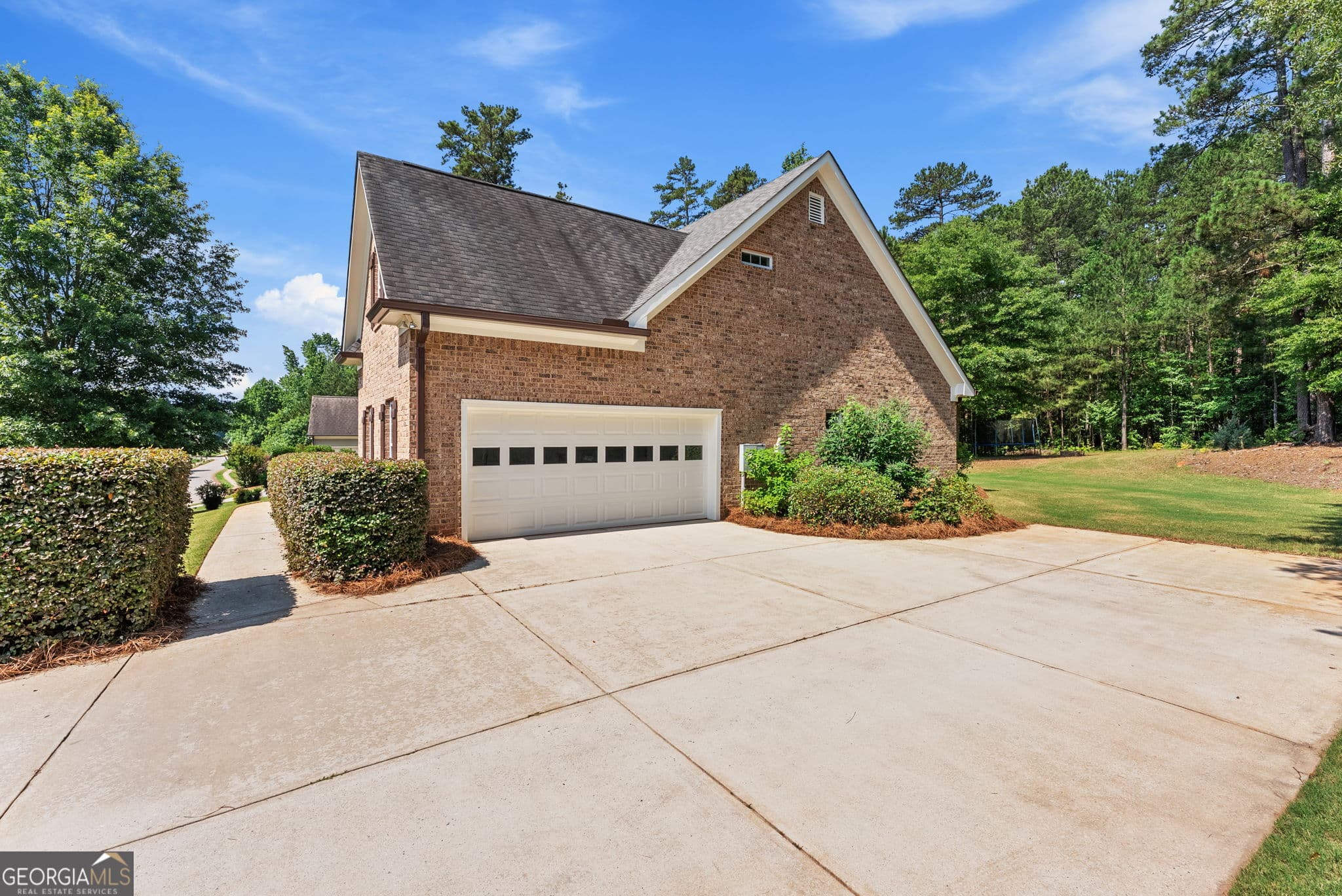 4 bedroom, 3.5 bathroom, 2,450 sq ft single family residence for sale at 3142 Whitlow Creek Drive, Bishop, GA 30621 — photo 5