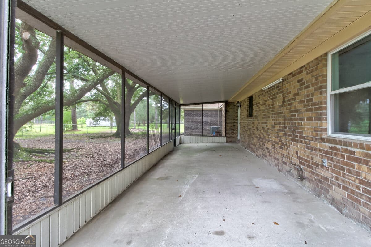 6 bedroom, 5 bathroom, 2,964 sq ft manufactured home,single family residence for sale at 123 Maple Drive, Rincon, GA 31326 — photo 6