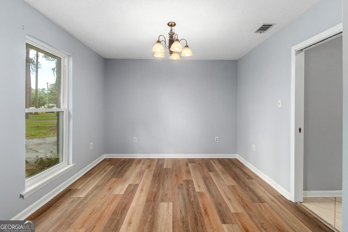 6 bedroom, 5 bathroom, 2,964 sq ft manufactured home,single family residence for sale at 123 Maple Drive, Rincon, GA 31326 — photo 10