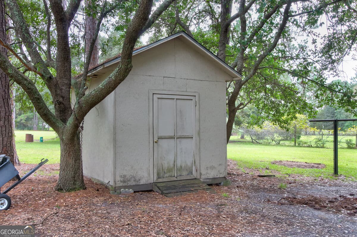 6 bedroom, 5 bathroom, 2,964 sq ft manufactured home,single family residence for sale at 123 Maple Drive, Rincon, GA 31326 — photo 8