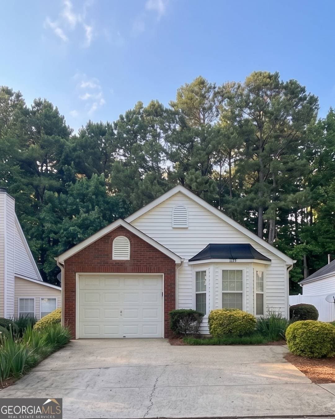2 bedroom, 2 bathroom, 871 sq ft single family residence for rent at 1175 Britley Park Lane, Woodstock, GA 30189 for $1,795 a month — photo 1 of 20
