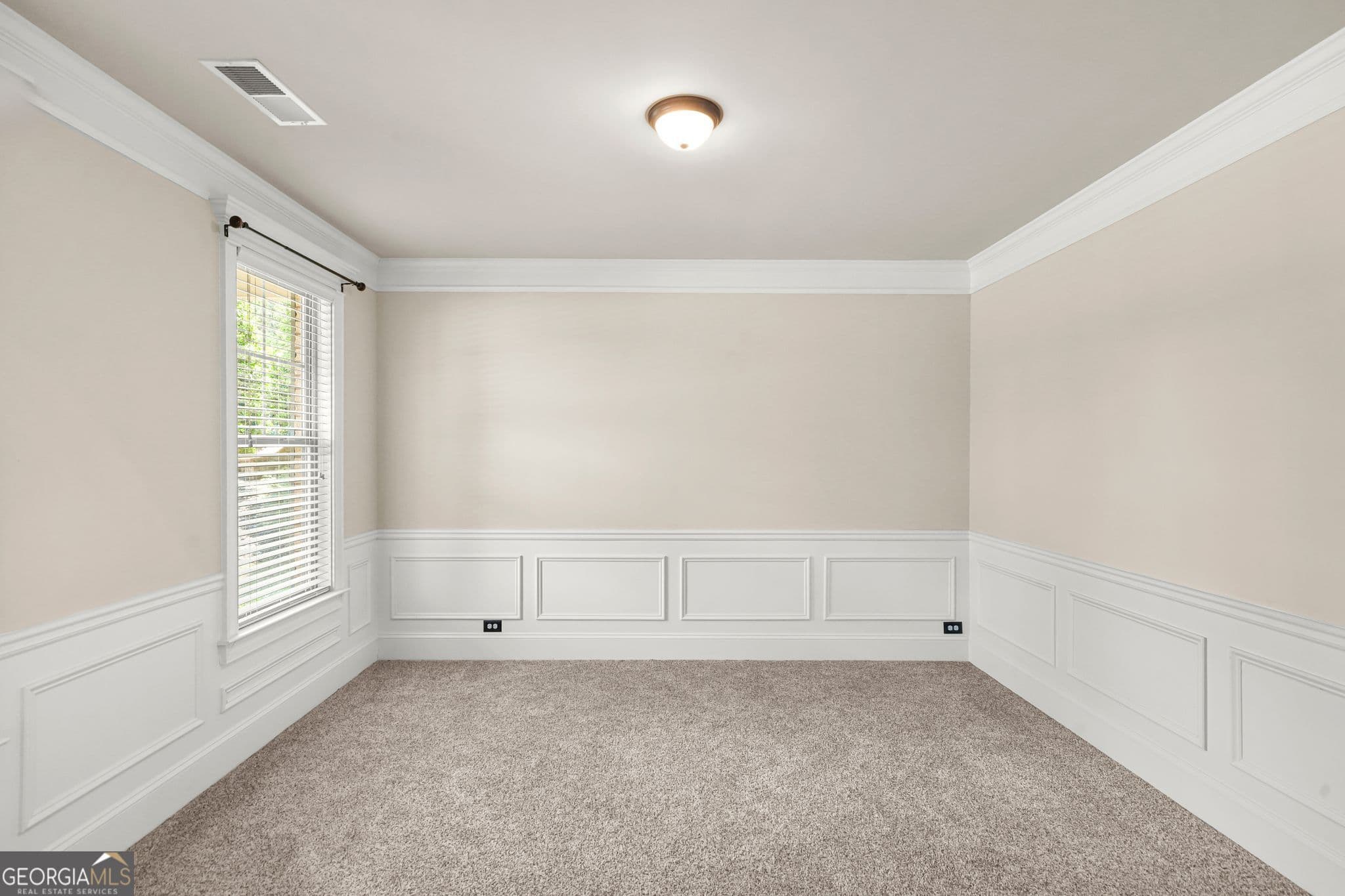 5 bedroom, 5.5 bathroom, 3,800 sq ft single family residence for sale at 882 Nestling Drive, Lawrenceville, GA 30045 — photo 5