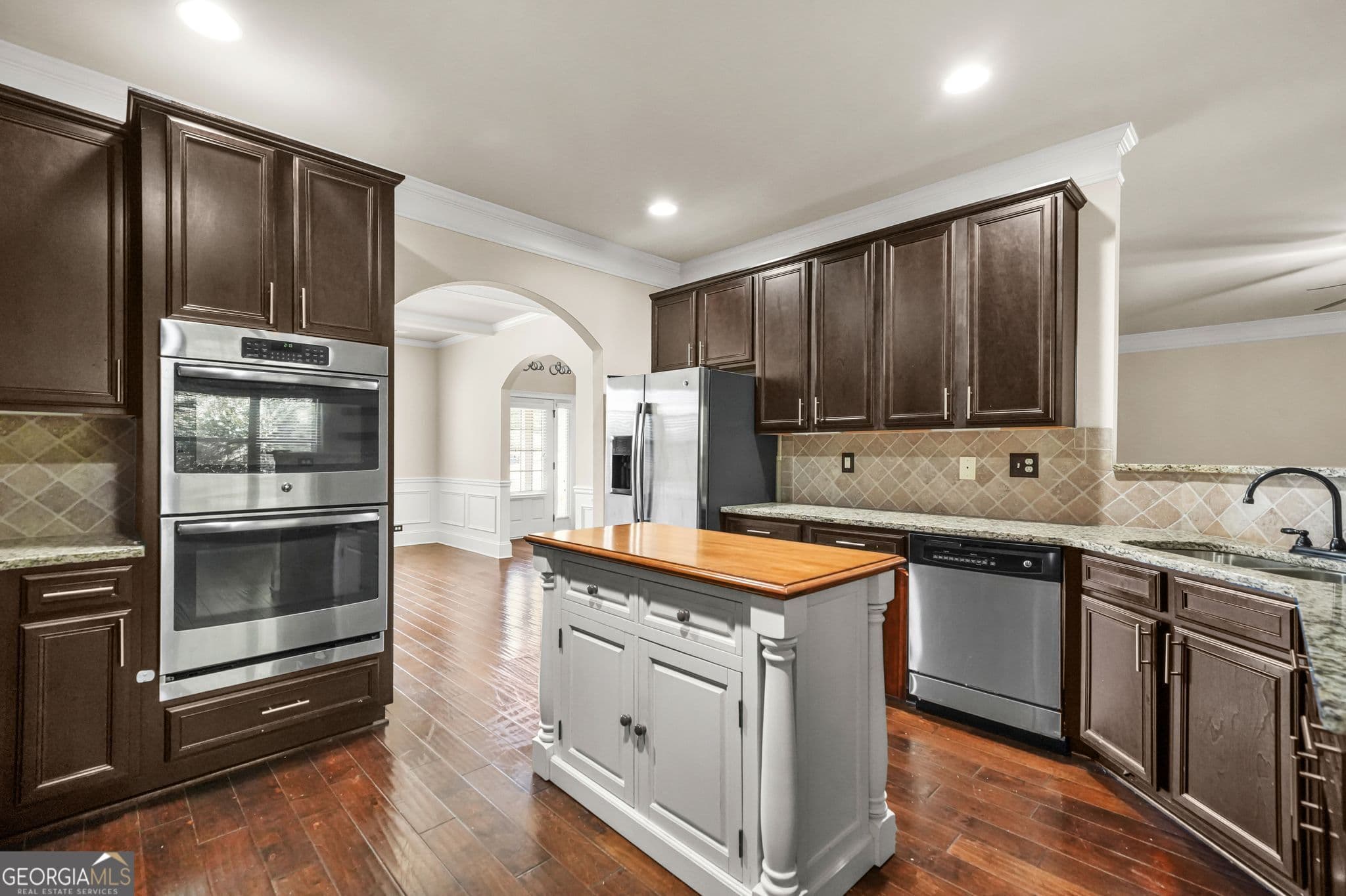 5 bedroom, 5.5 bathroom, 3,800 sq ft single family residence for sale at 882 Nestling Drive, Lawrenceville, GA 30045 — photo 10