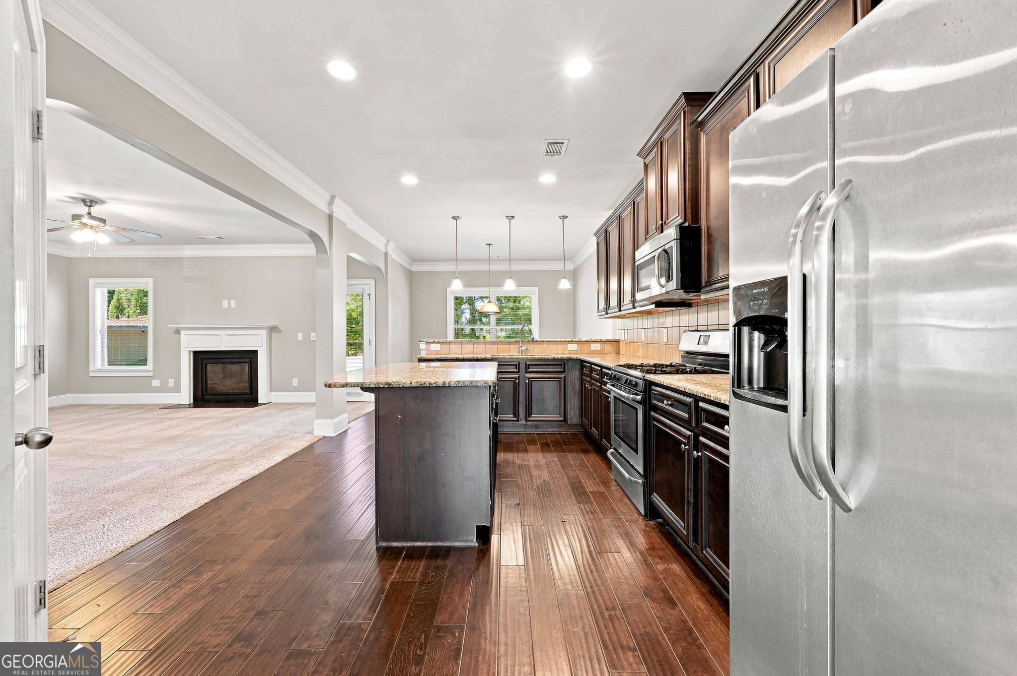 7 bedroom, 5 bathroom, 4,520 sq ft single family residence for sale at 217 Allgood Trace, Acworth, GA 30101 — photo 9