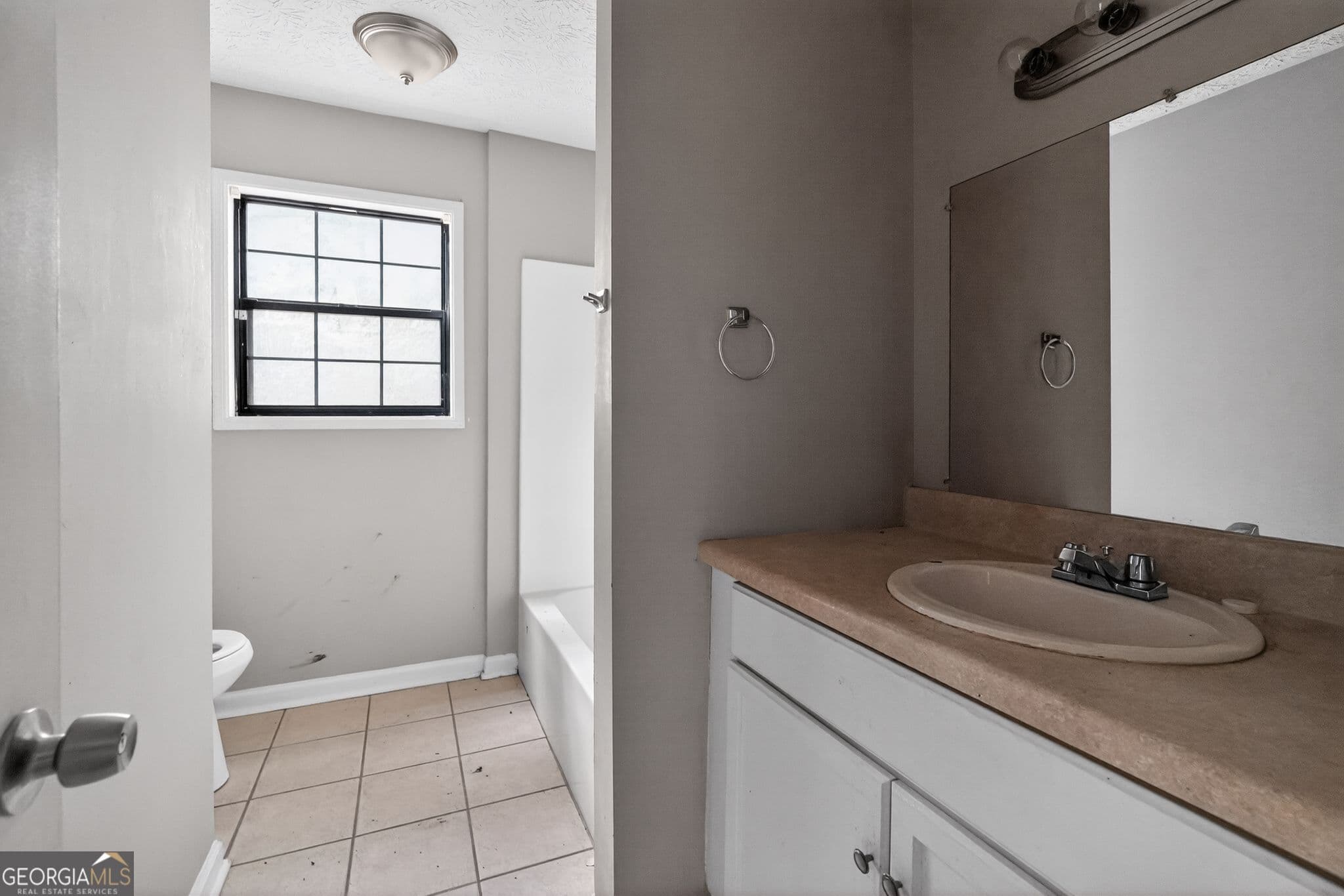 3 bedroom, 2 bathroom, 2,108 sq ft single family residence for sale at 4442 Lombard Road, Ellenwood, GA 30294 — photo 10