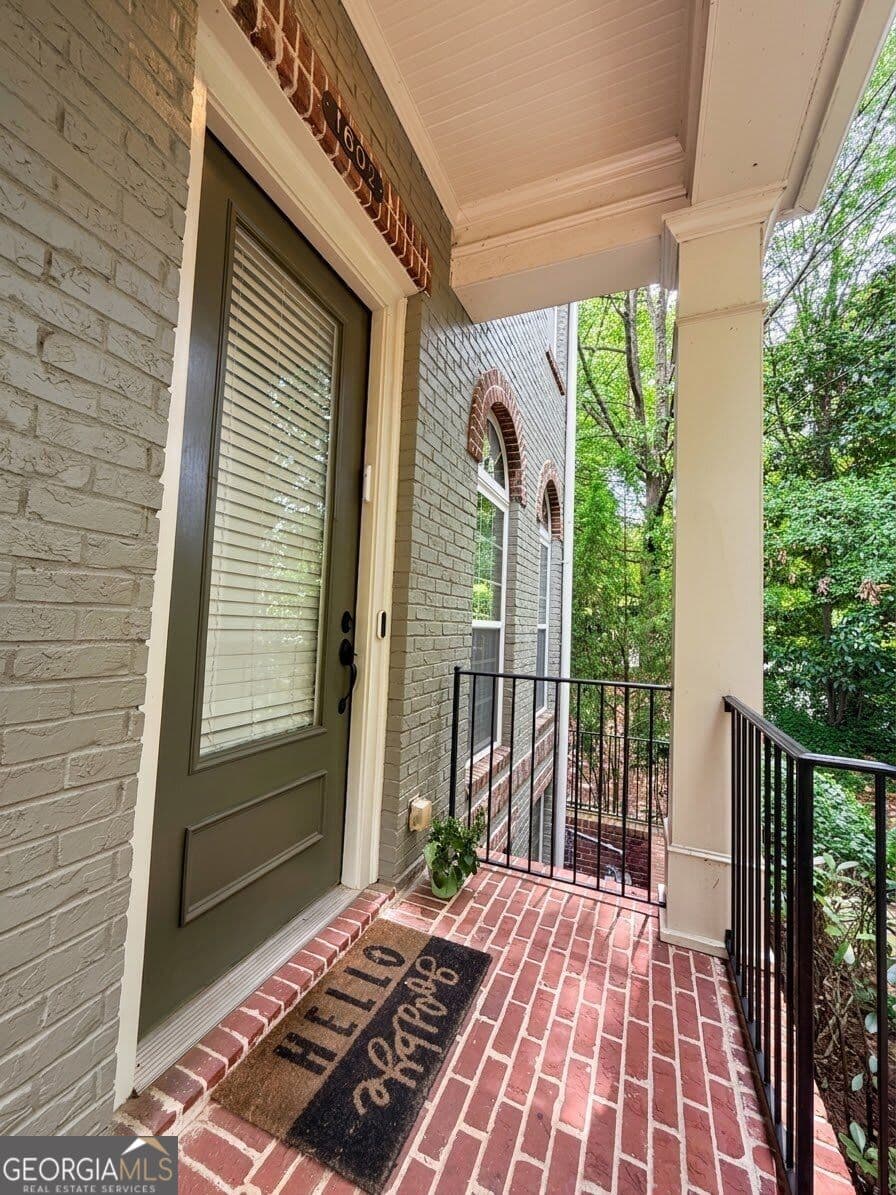 3 bedroom, 3.5 bathroom, 2,200 sq ft townhouse for rent at 1602 Chatterton Court 106, Atlanta, GA 30329 for $3,500 a month — photo 3