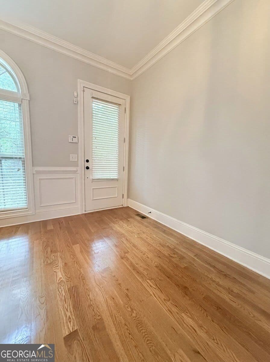 3 bedroom, 3.5 bathroom, 2,200 sq ft townhouse for rent at 1602 Chatterton Court 106, Atlanta, GA 30329 for $3,500 a month — photo 5