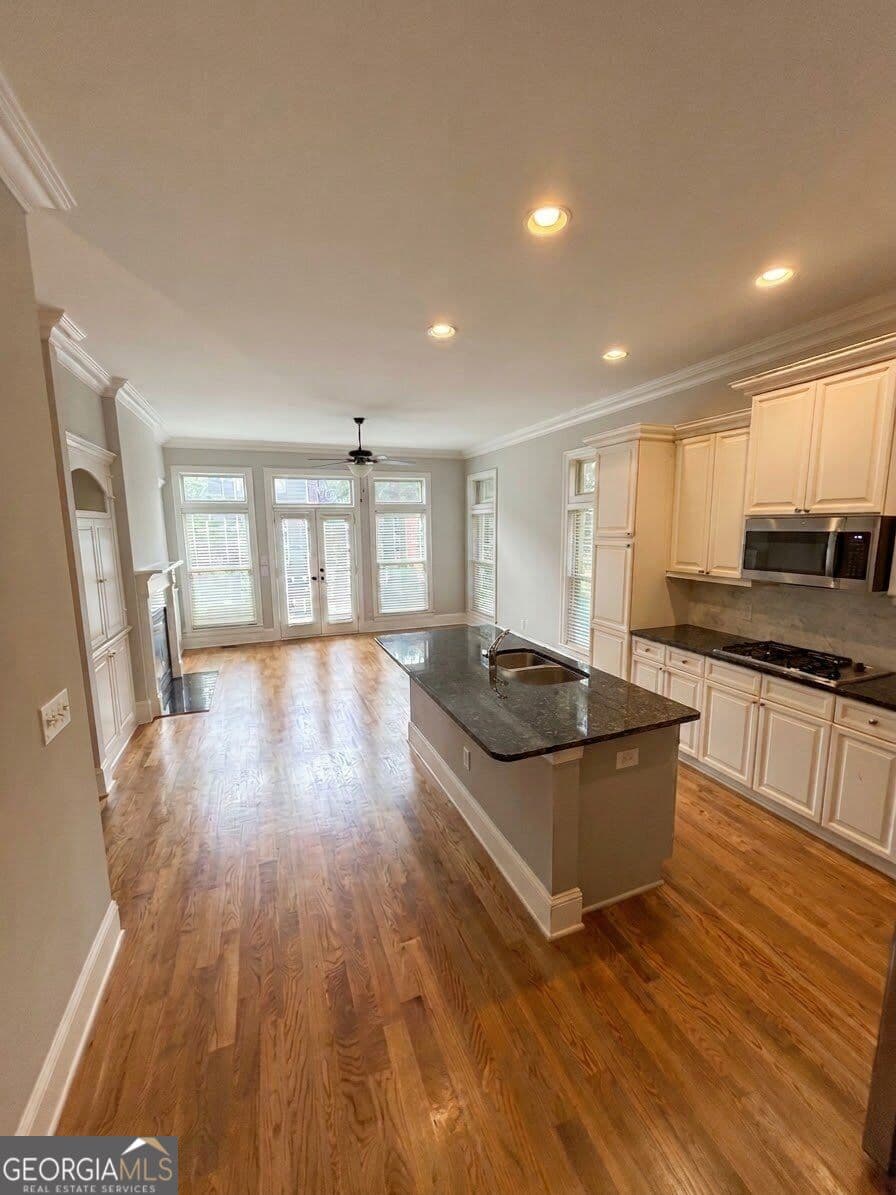3 bedroom, 3.5 bathroom, 2,200 sq ft townhouse for rent at 1602 Chatterton Court 106, Atlanta, GA 30329 for $3,500 a month — photo 9