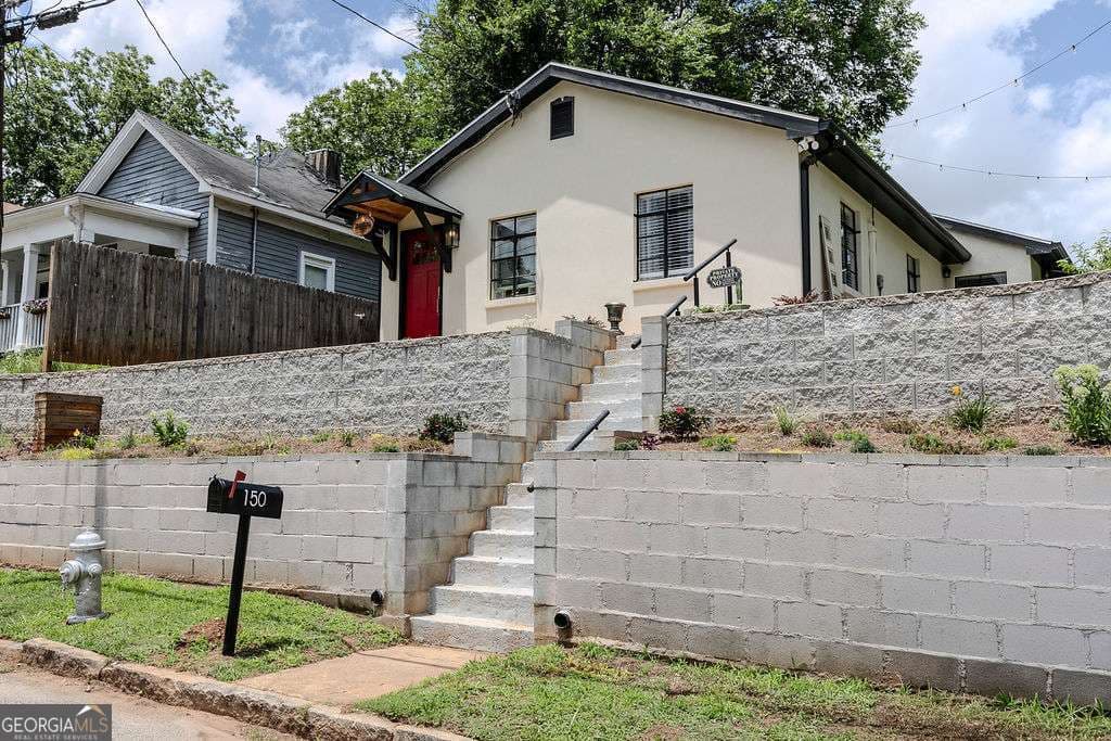 2 bedroom, 1 bathroom duplex for rent at 150 South Avenue 1, Atlanta, GA 30315 for $2,350 a month — photo 2