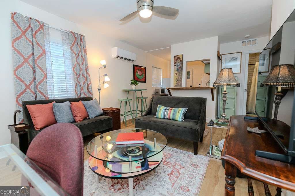 2 bedroom, 1 bathroom duplex for rent at 150 South Avenue 1, Atlanta, GA 30315 for $2,350 a month — photo 5
