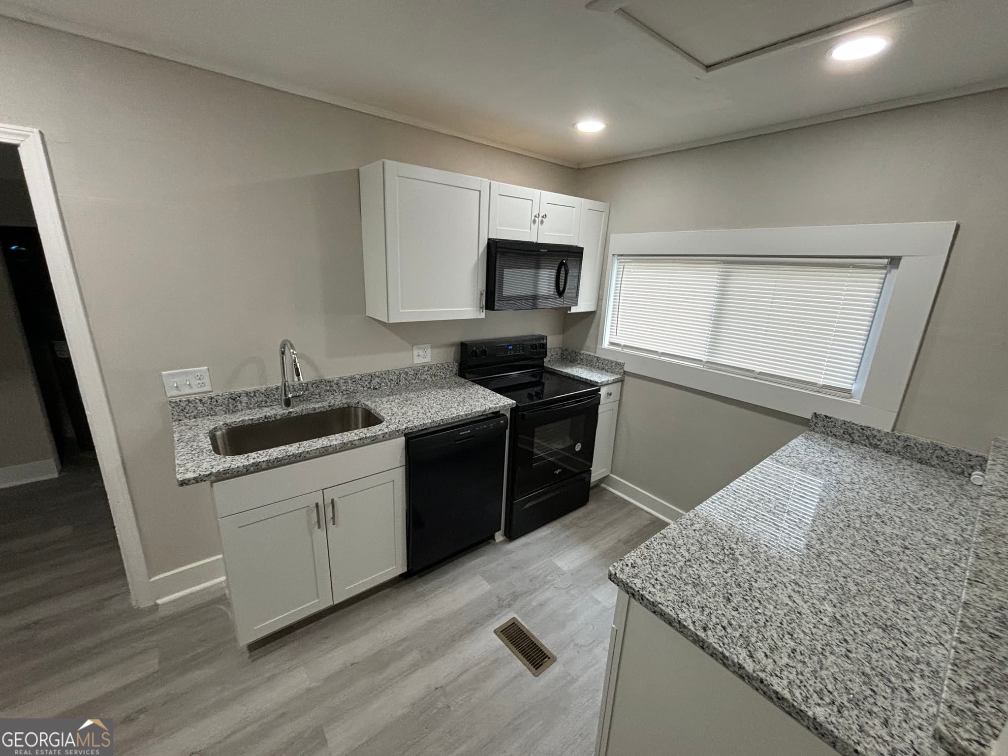 3 bedroom, 2 bathroom, 1,466 sq ft single family residence for rent at 747 Harrold Street, Macon, GA 31201 for $1,300 a month — photo 3