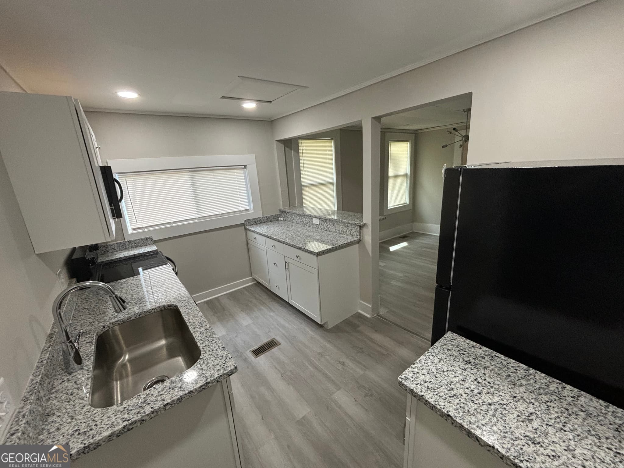 3 bedroom, 2 bathroom, 1,466 sq ft single family residence for rent at 747 Harrold Street, Macon, GA 31201 for $1,300 a month — photo 4