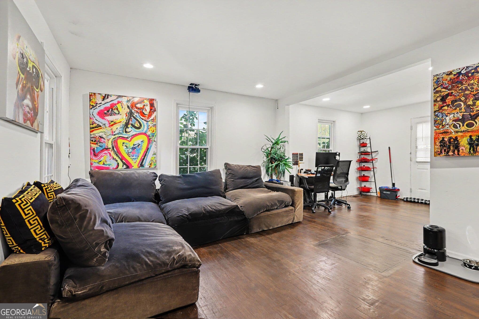 4 bedroom, 2 bathroom, 1,880 sq ft townhouse for sale at 1251 Monroe Drive, Atlanta, GA 30306 — photo 2