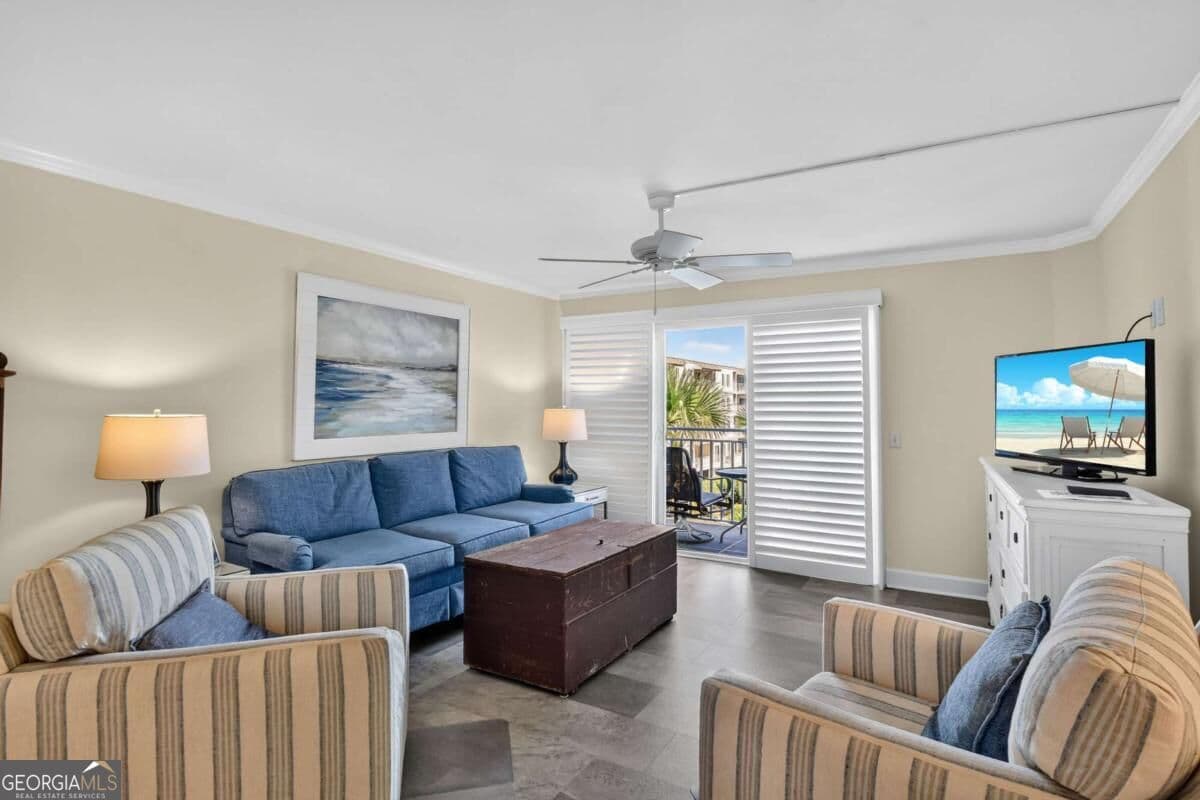 3 bedroom, 3 bathroom, 1,372 sq ft condominium for sale at 1440 Ocean Boulevard 321, St. Simons, GA 31522 — photo 4