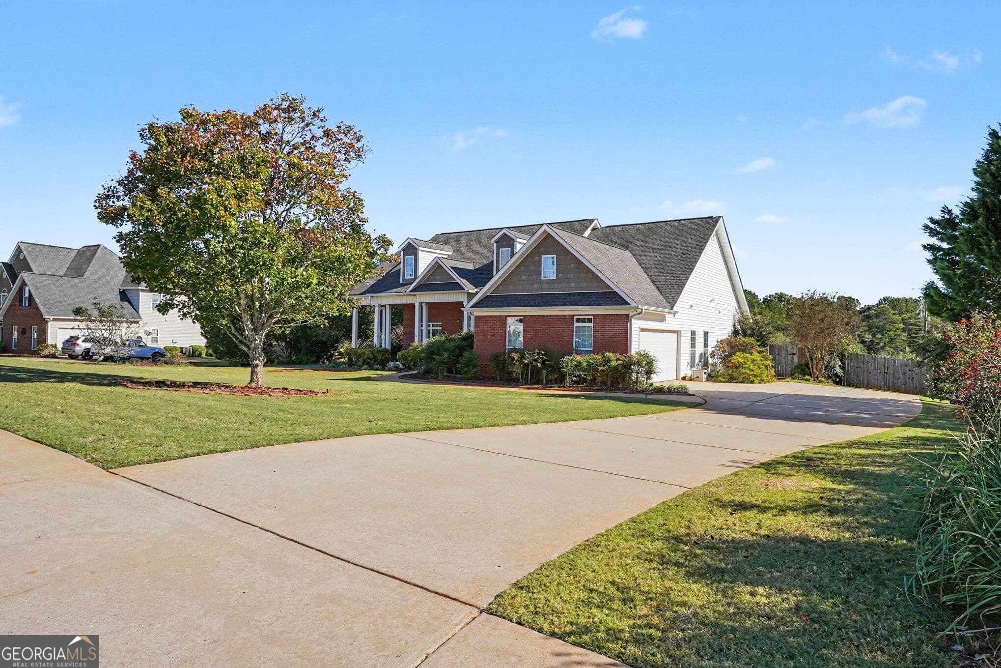 3 bedroom, 2.5 bathroom, 2,223 sq ft single family residence for sale at 70 Austin Drive, Williamson, GA 30292 — photo 7