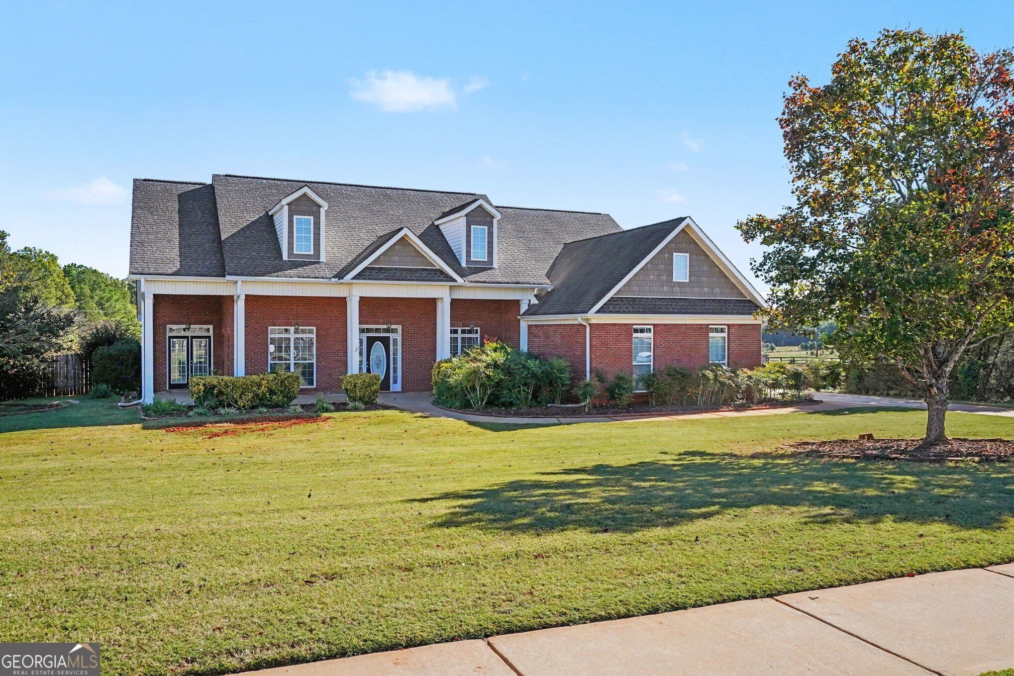 3 bedroom, 2.5 bathroom, 2,223 sq ft single family residence for sale at 70 Austin Drive, Williamson, GA 30292 — photo 5