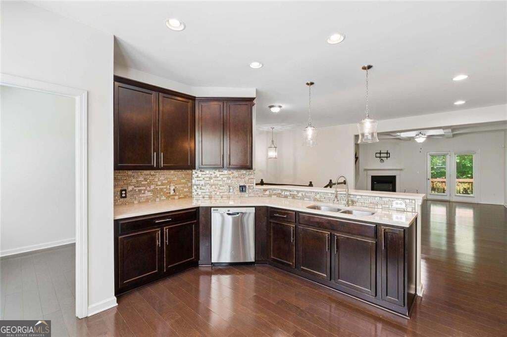 4 bedroom, 3.5 bathroom, 2,227 sq ft townhouse for sale at 4296 Morning View, Stone Mountain, GA 30083 — photo 10