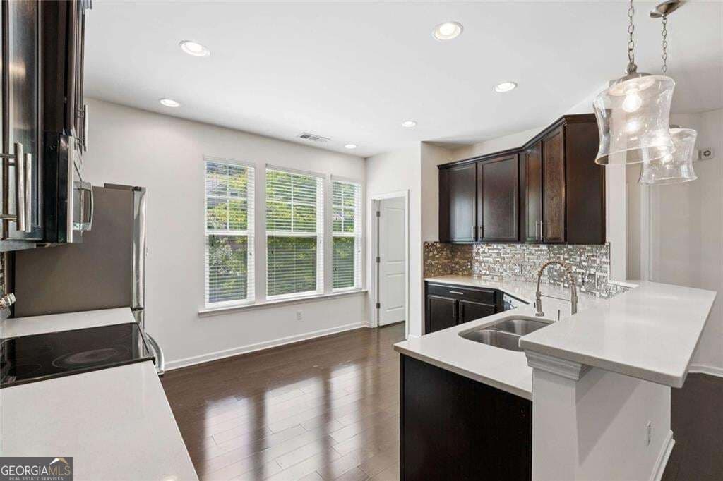 4 bedroom, 3.5 bathroom, 2,227 sq ft townhouse for sale at 4296 Morning View, Stone Mountain, GA 30083 — photo 8