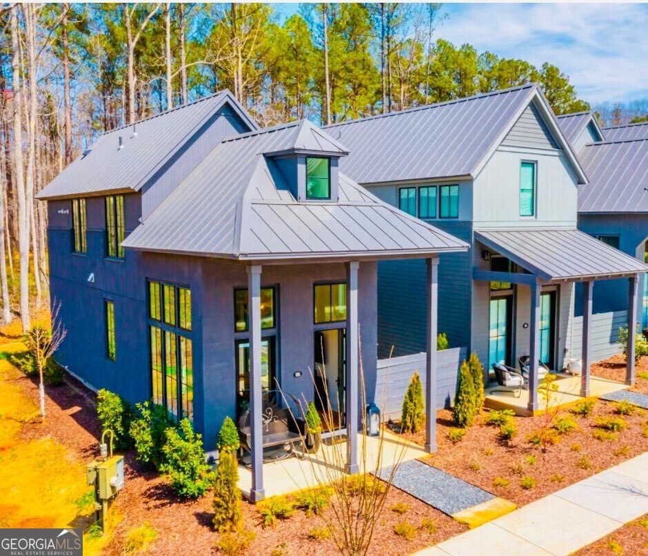 2 bedroom, 2 bathroom, 1,220 sq ft single family residence for sale at 155 Mado Lane, Palmetto, GA 30268
