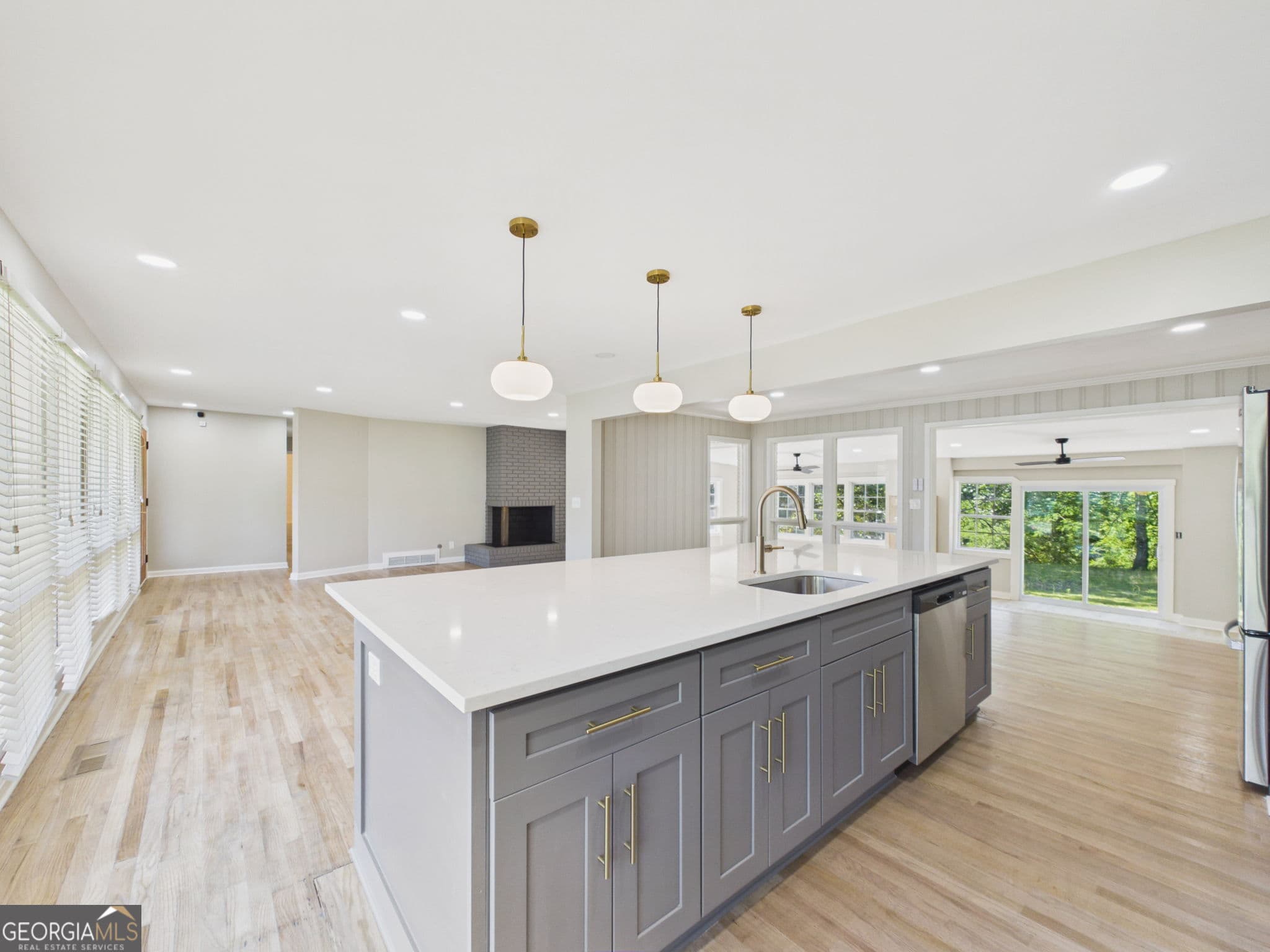 3 bedroom, 2.5 bathroom, 2,738 sq ft single family residence for sale at 4546 Graydon Court, Columbus, GA 31903 — photo 7