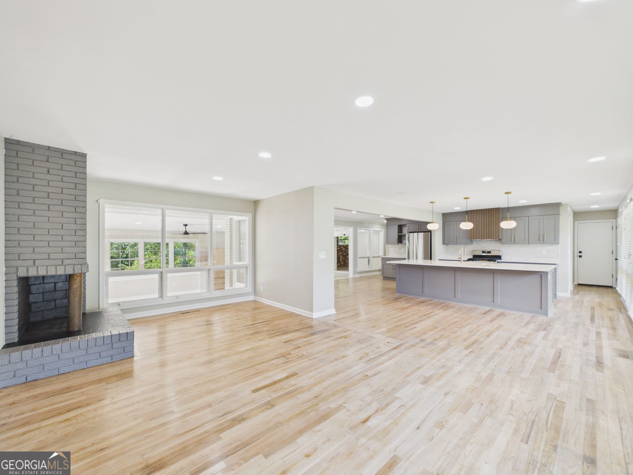 3 bedroom, 2.5 bathroom, 2,738 sq ft single family residence for sale at 4546 Graydon Court, Columbus, GA 31903 — photo 3