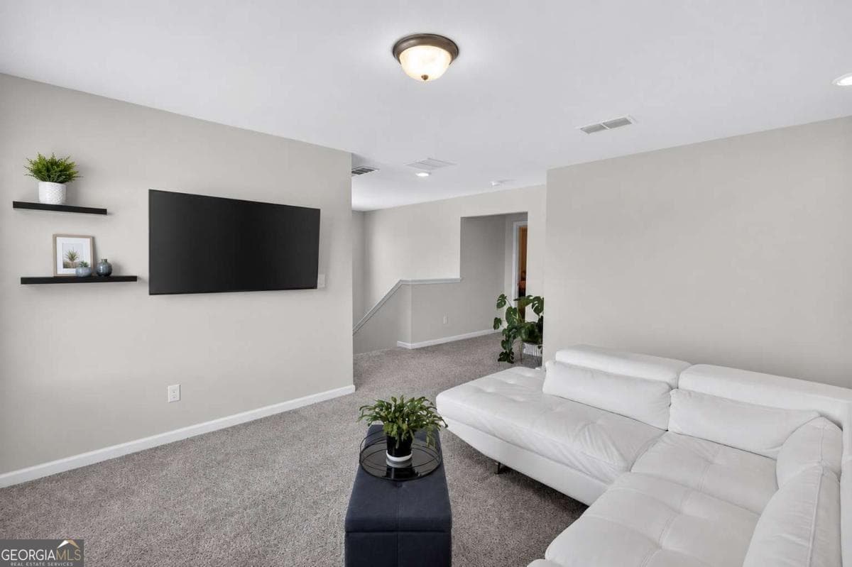 5 bedroom, 3 bathroom, 2,752 sq ft single family residence for sale at 4161 Dean Grove Wy Way, Loganville, GA 30052 — photo 10