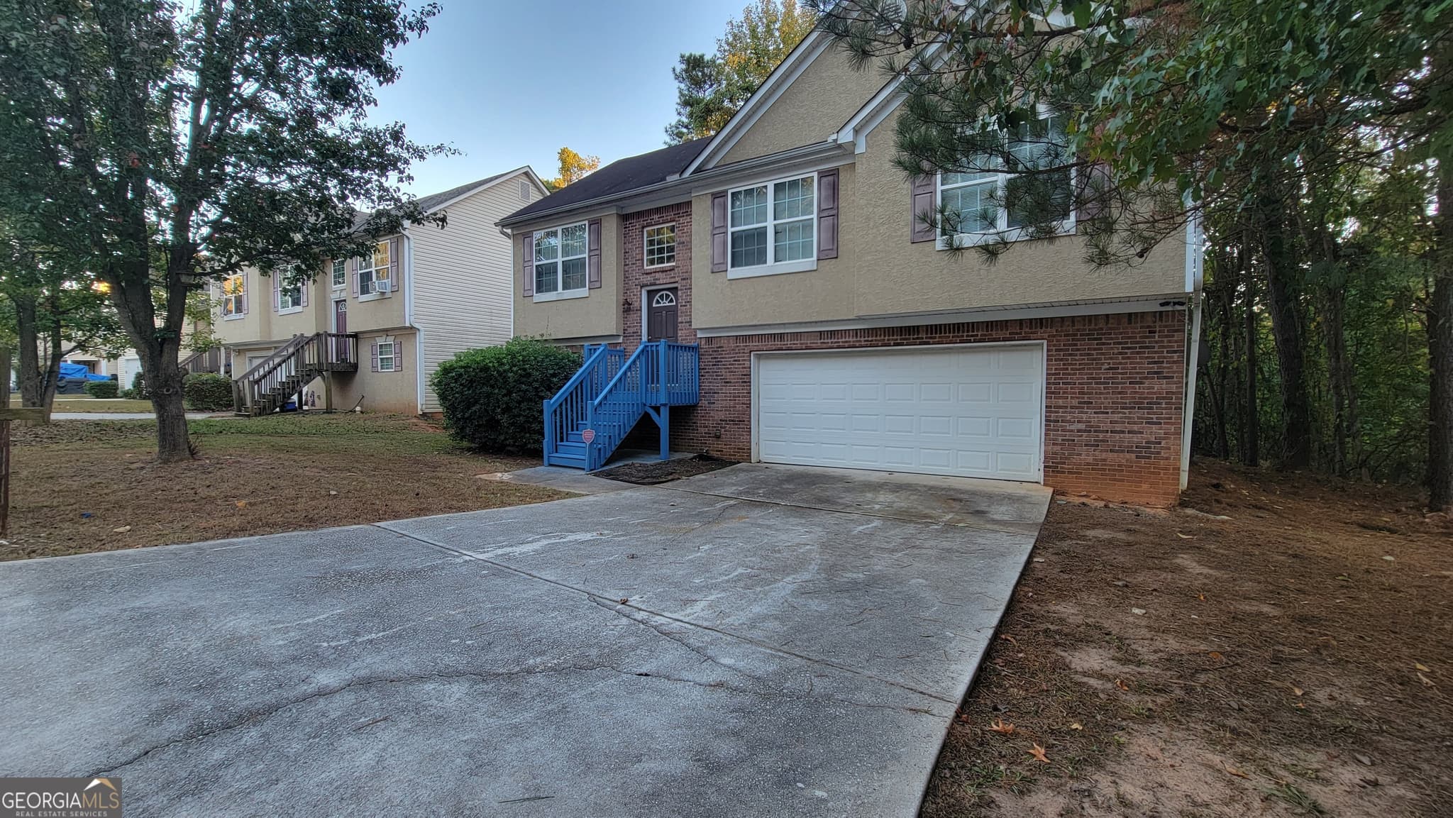 4 bedroom, 3 bathroom, 1,704 sq ft single family residence for sale at 570 Sycamore Drive, Jonesboro, GA 30238 — photo 3