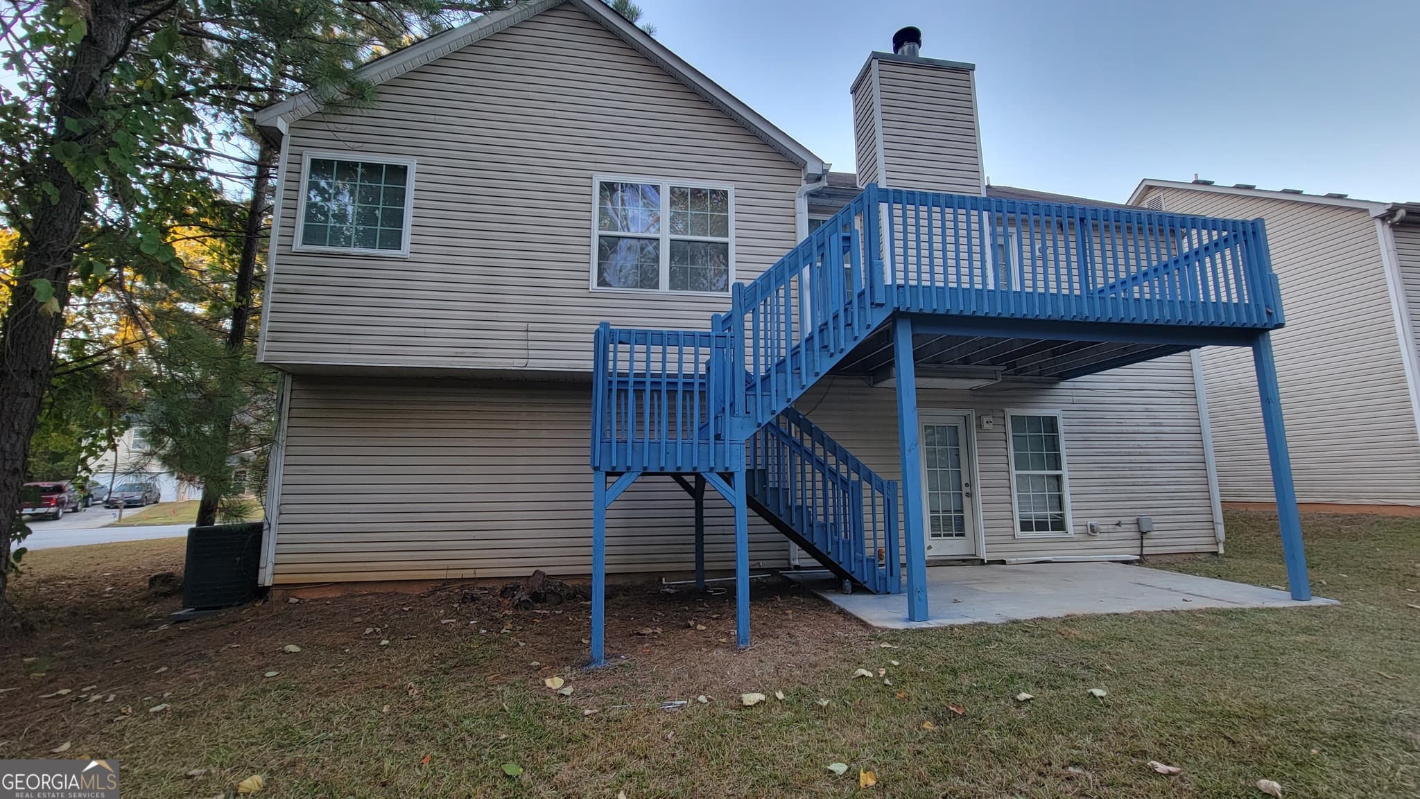4 bedroom, 3 bathroom, 1,704 sq ft single family residence for sale at 570 Sycamore Drive, Jonesboro, GA 30238 — photo 5