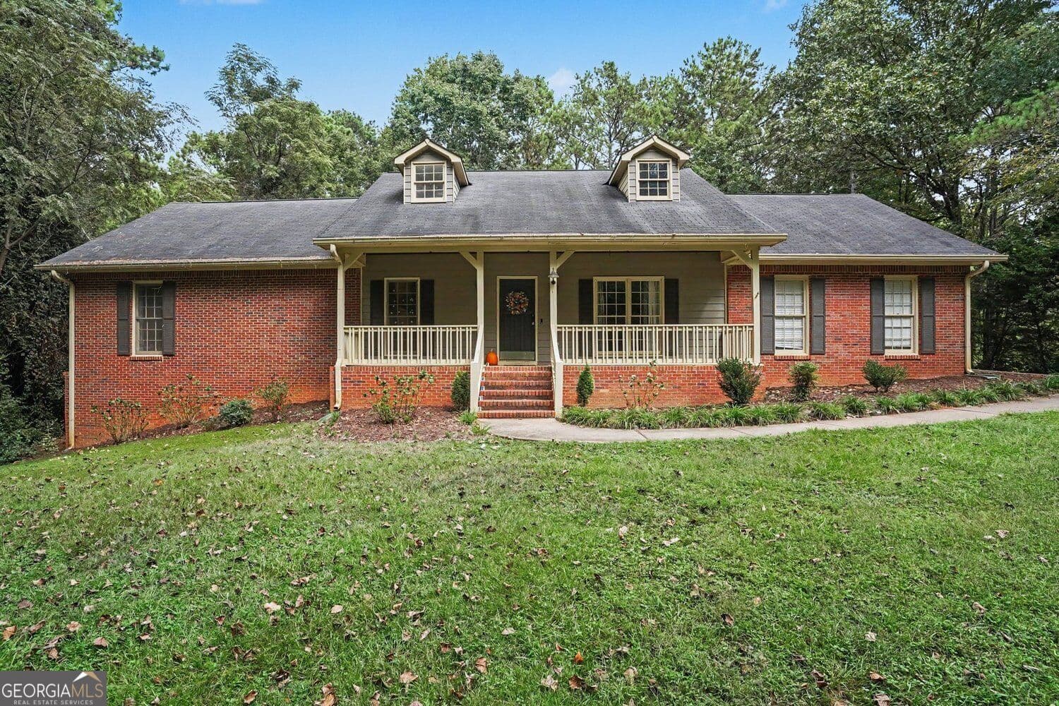 4 bedroom, 3 bathroom, 2,554 sq ft single family residence for sale at 55 Southlake Lane, Mcdonough, GA 30252 — photo 1 of 45