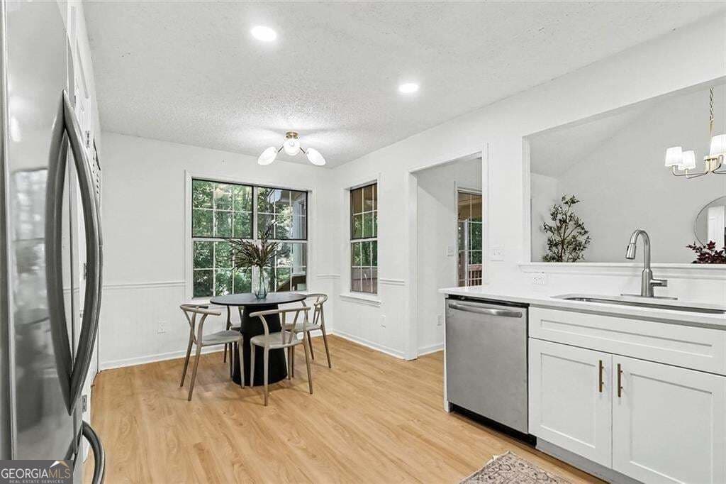 4 bedroom, 3 bathroom, 2,462 sq ft single family residence for sale at 3150 Skyler Court, Douglasville, GA 30135 — photo 7