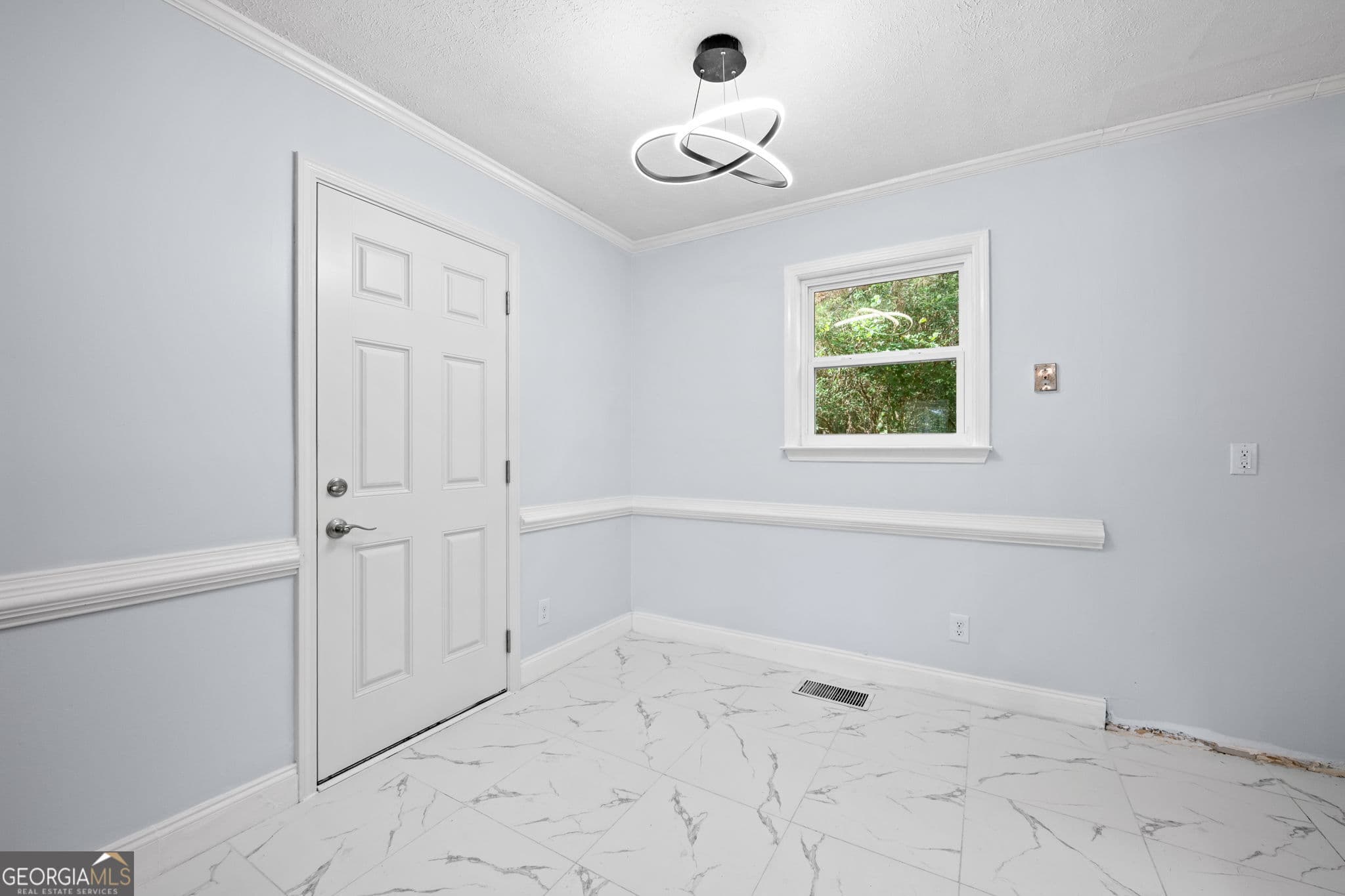 3 bedroom, 2 bathroom, 1,152 sq ft single family residence for sale at 2563 Highway 81, Mcdonough, GA 30252 — photo 10