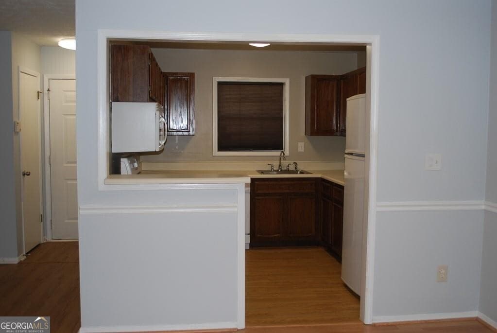 2 bedroom, 1 bathroom, 1,124 sq ft condominium for rent at 1103 Natchez Trace, Atlanta, GA 30350 for $1,500 a month — photo 2