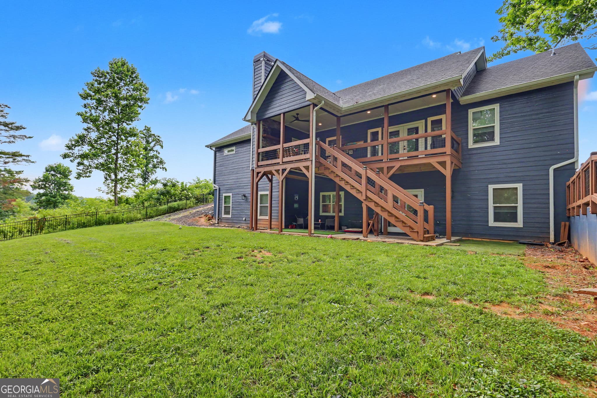 5 bedroom, 4.5 bathroom, 3,800 sq ft single family residence for sale at 147 Clearview Lane 186, Blairsville, GA 30512 — photo 3
