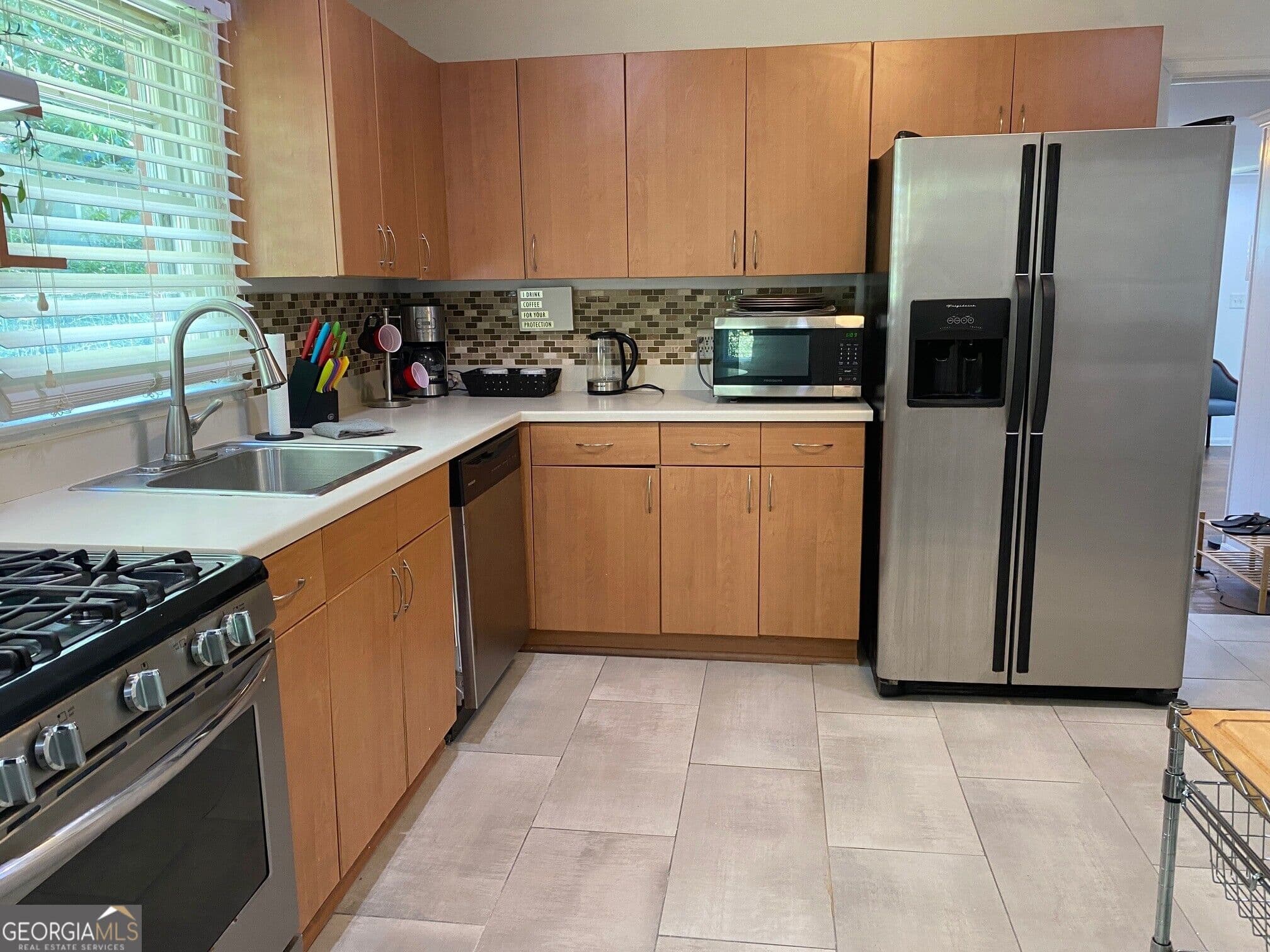 4 bedroom, 2 bathroom, 1,381 sq ft single family residence for sale at 3742 Turner Heights Drive, Decatur, GA 30032 — photo 4