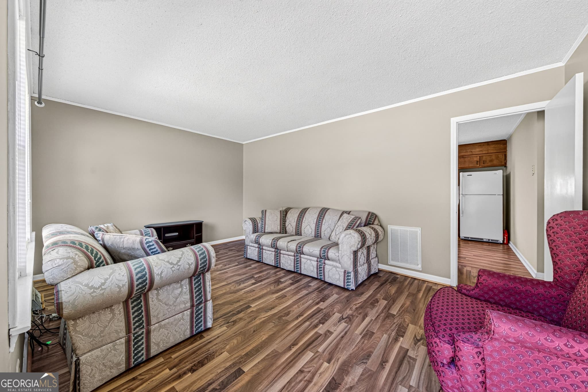 3 bedroom, 1.5 bathroom, 1,396 sq ft single family residence for sale at 451 Defoor Road, Toccoa, GA 30577 — photo 5