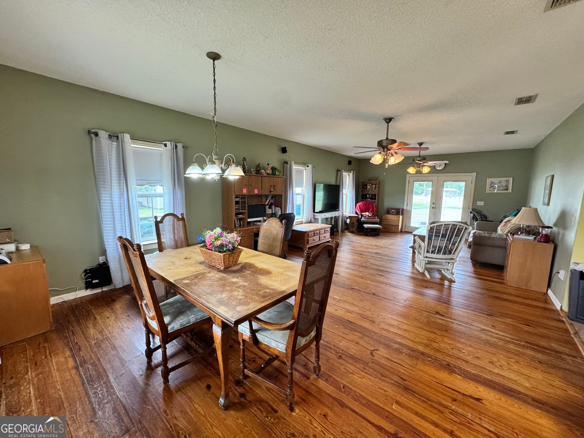 2 bedroom, 2 bathroom, 1,536 sq ft cabin,single family residence for sale at 470 Ed Harrell Road, Hortense, GA 31543 — photo 4