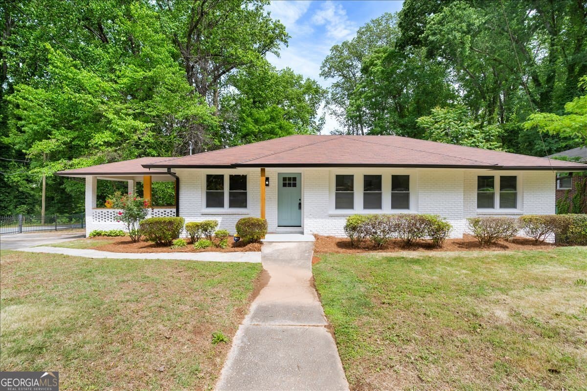 5 bedroom, 3 bathroom, 2,808 sq ft single family residence sold at 1309 Avonwood Circle, Atlanta, GA 30311