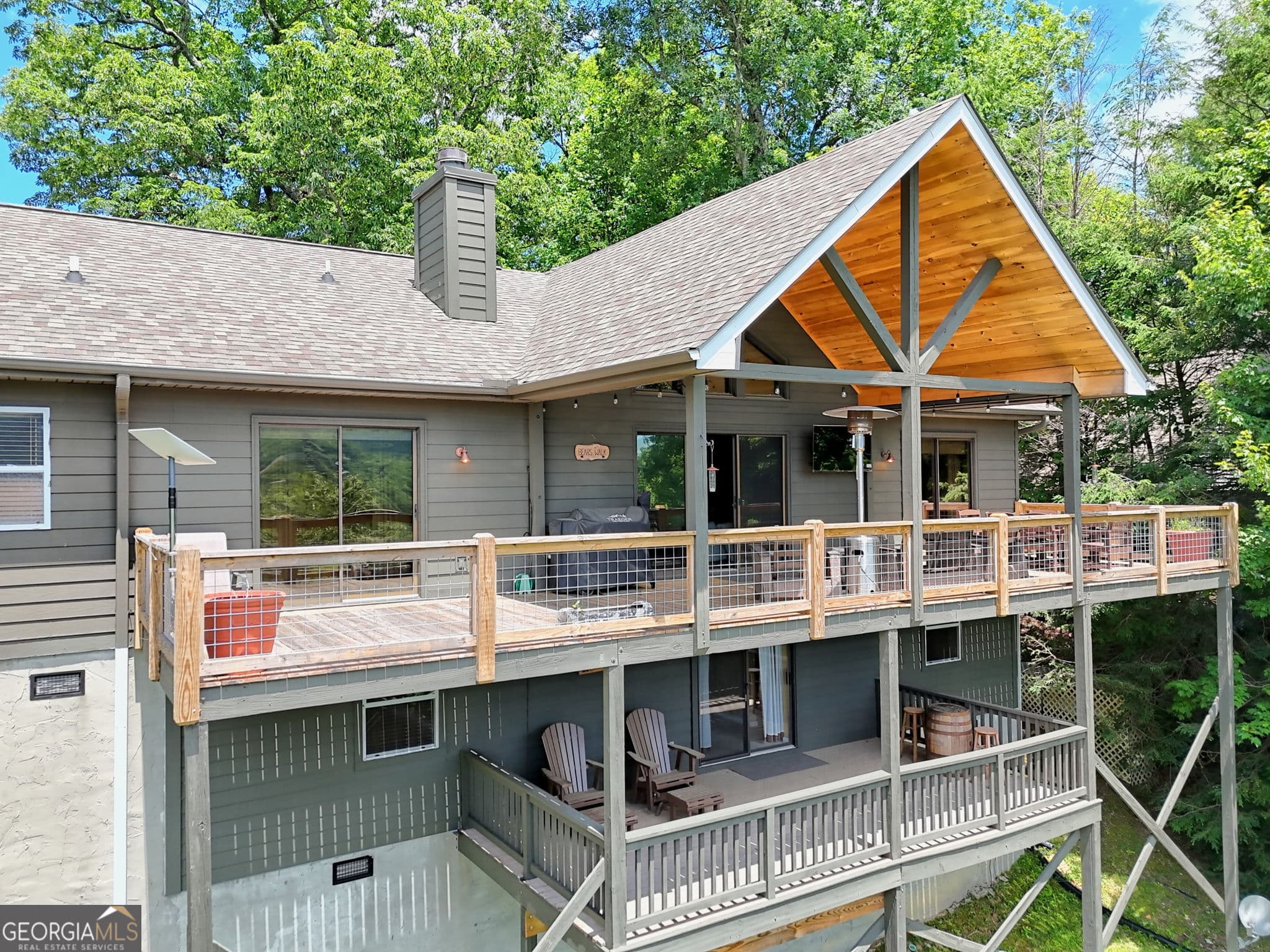 4 bedroom, 3.5 bathroom, 2,730 sq ft single family residence for sale at 2379 Ridgepole Drive, Sky Valley, GA 30537 — photo 3