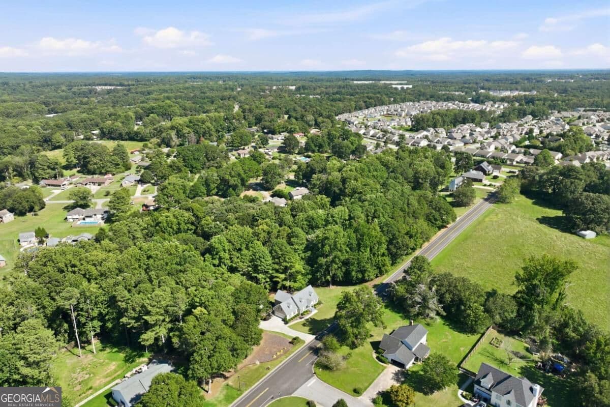 3 bedroom, 3.5 bathroom, 2,176 sq ft single family residence for sale at 3628 Maple Forge Lane, Gainesville, GA 30504 — photo 7