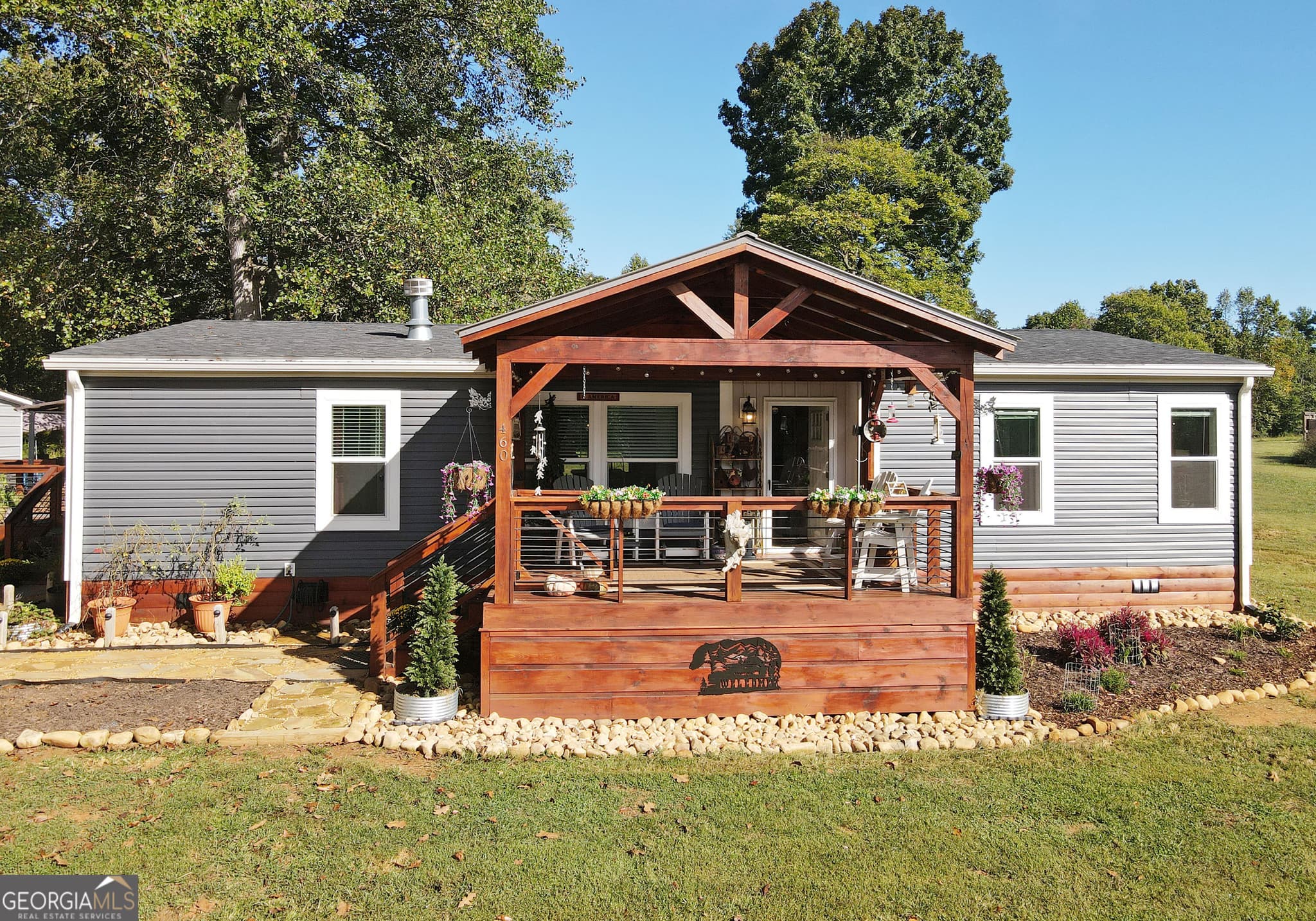 3 bedroom, 2 bathroom, 1,664 sq ft manufactured home,single family residence for sale at 460 Holly Point Drive, Murphy, NC 28906 — photo 5