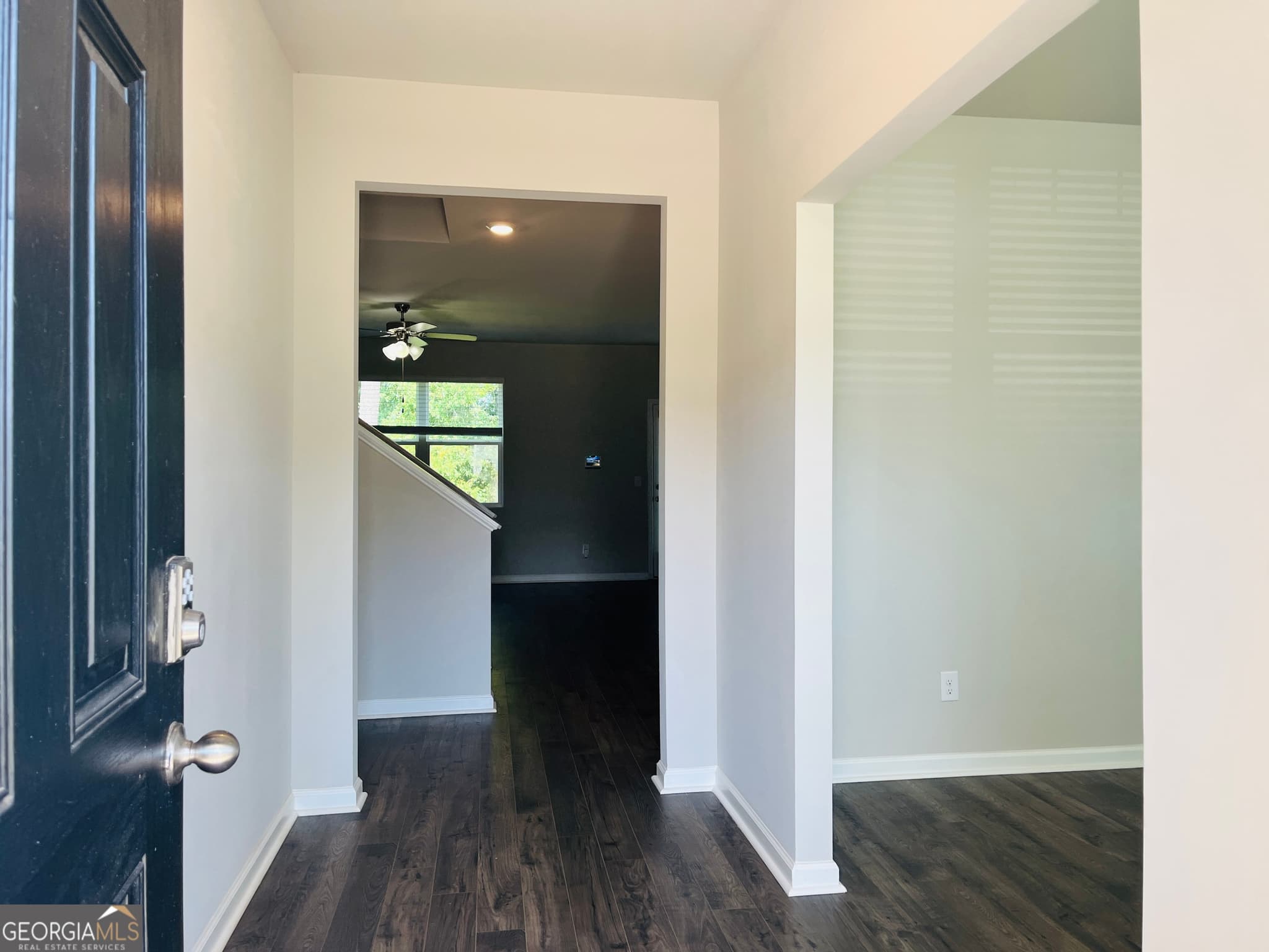 5 bedroom, 3 bathroom, 2,556 sq ft single family residence for rent at 138 Silver Birch Pass, Newnan, GA 30265 for $2,499 a month — photo 2